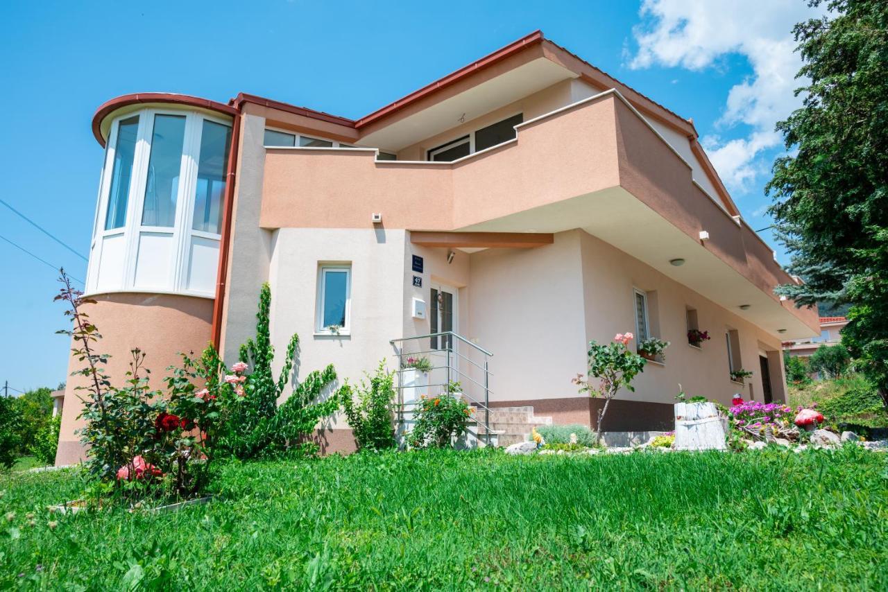 Nadalina Apartment Kastel Stari Luaran gambar