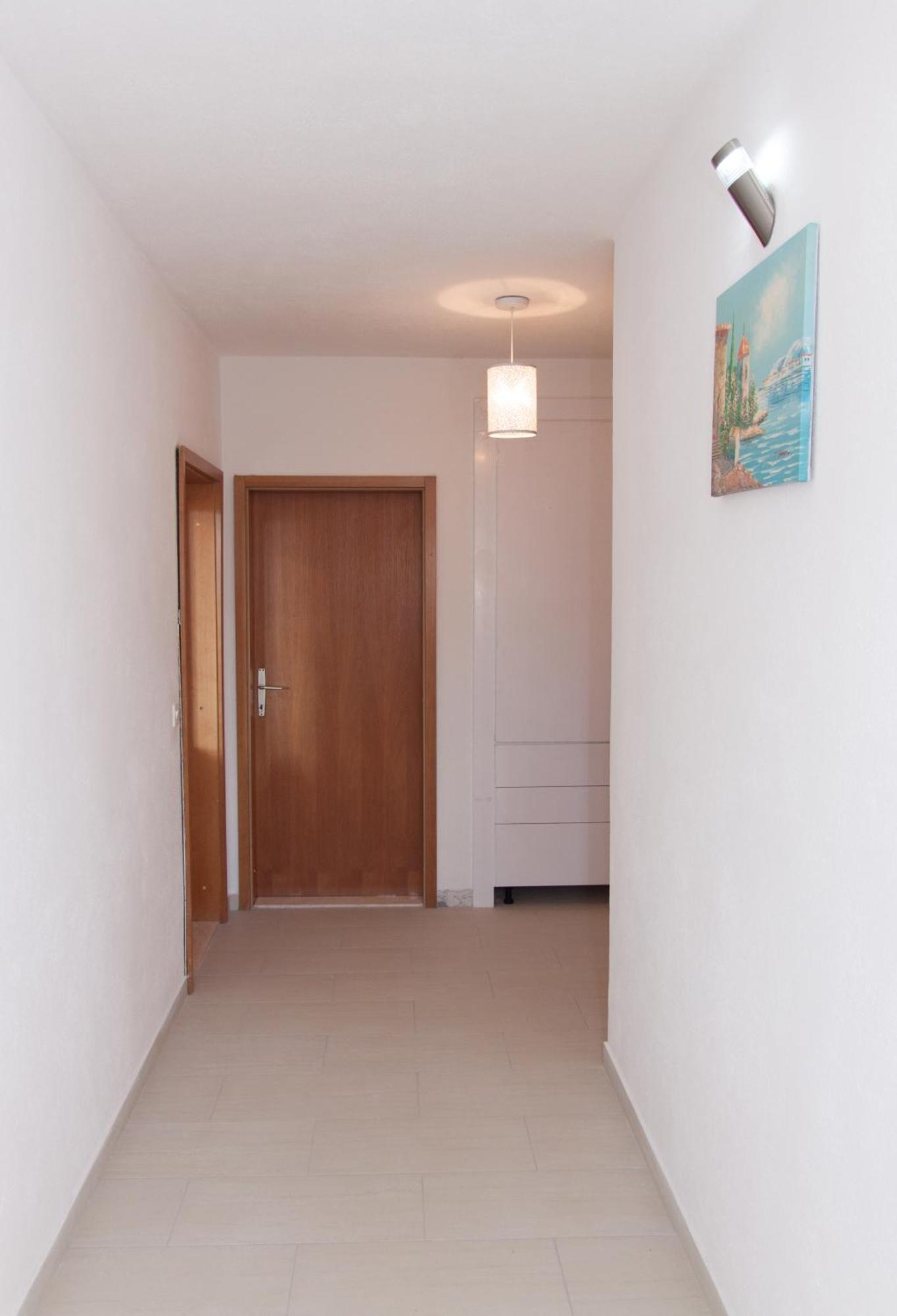 Nadalina Apartment Kastel Stari Luaran gambar
