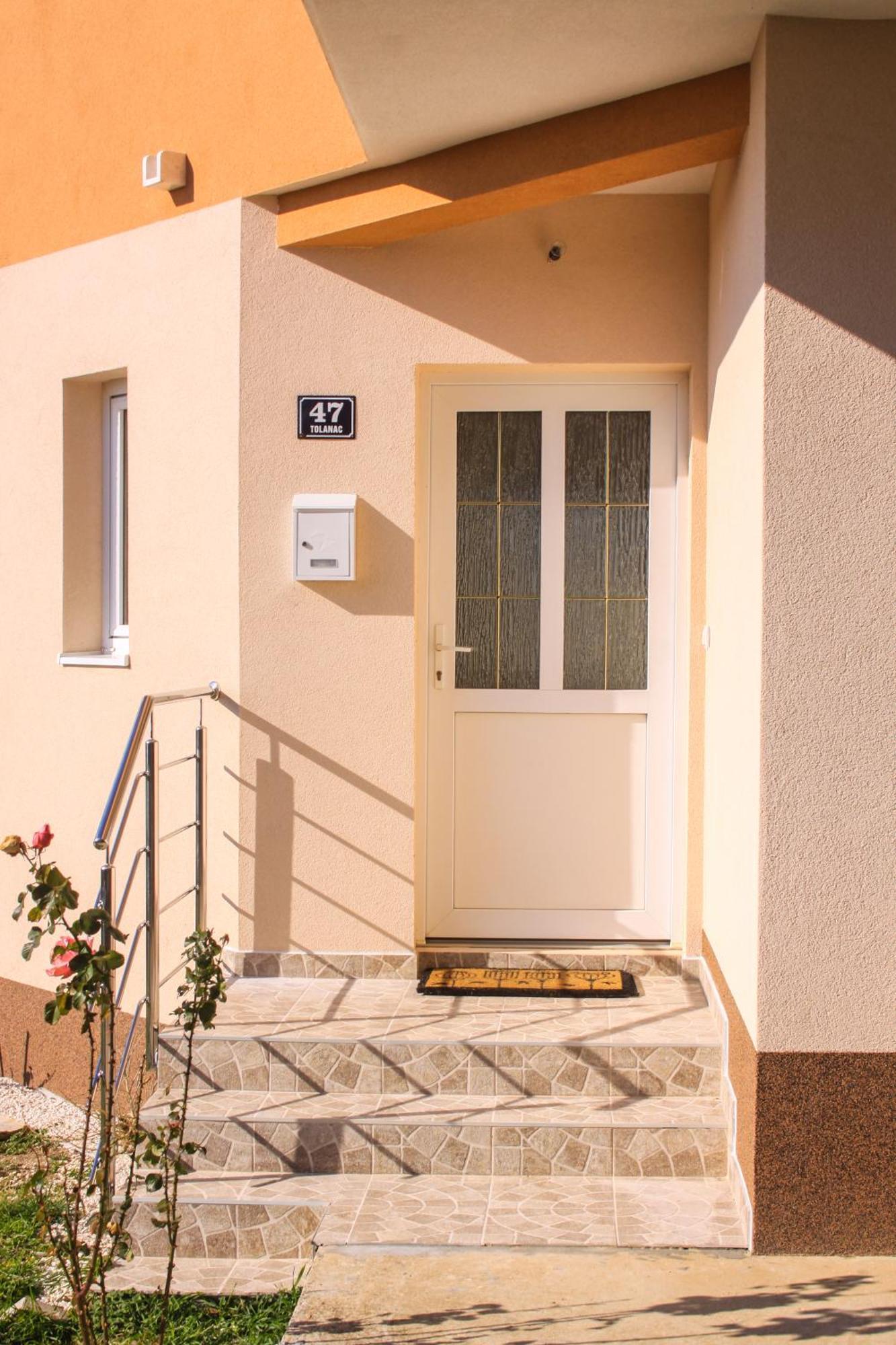 Nadalina Apartment Kastel Stari Luaran gambar
