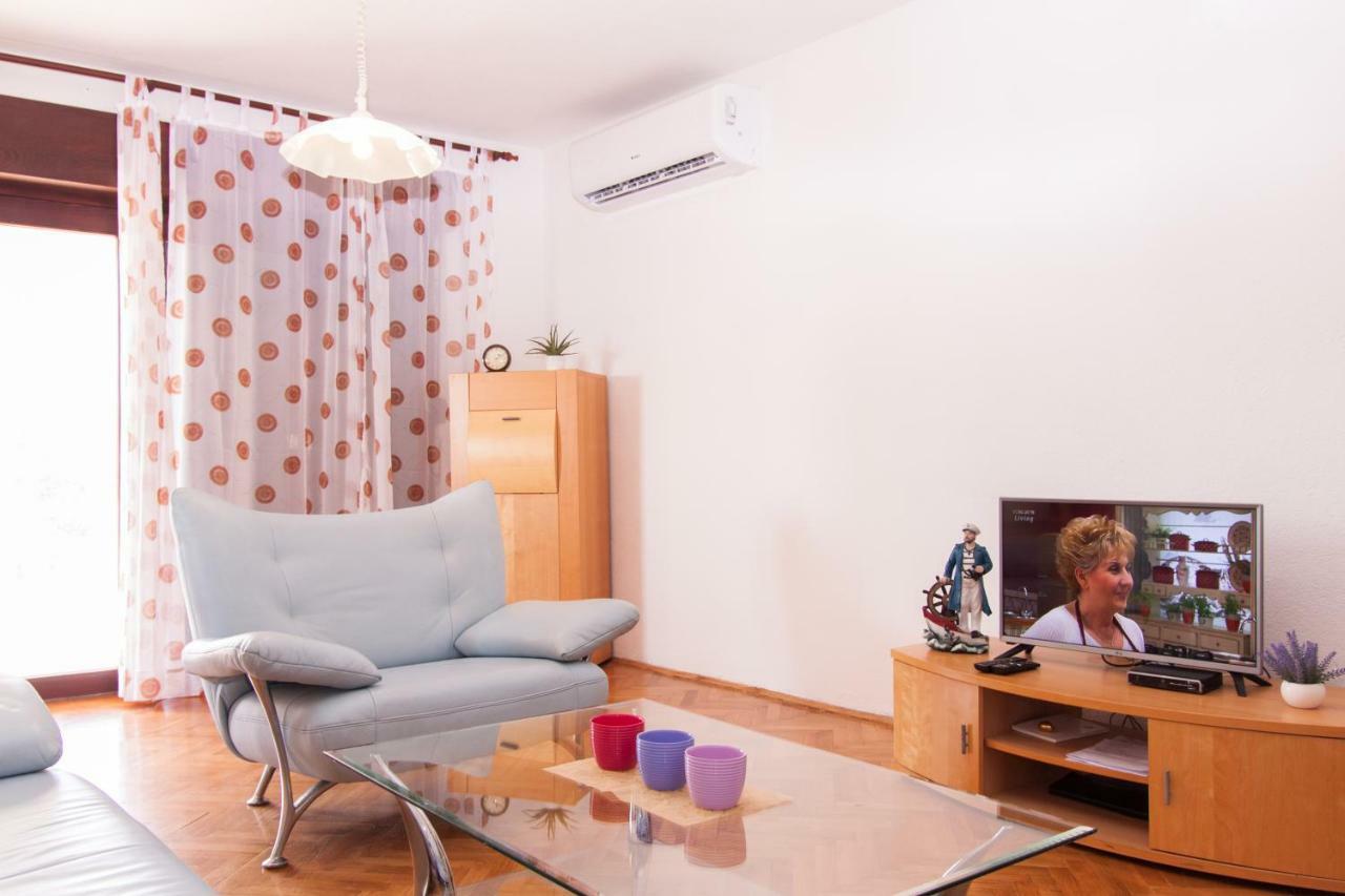Nadalina Apartment Kastel Stari Luaran gambar